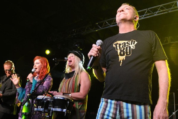 The B-52s at La Zona Rosa, Austin, Texas 05/15/10