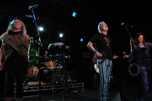 The B-52s at La Zona Rosa, Austin, Texas 05/15/10