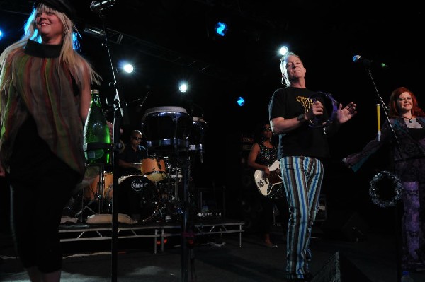 The B-52s at La Zona Rosa, Austin, Texas 05/15/10