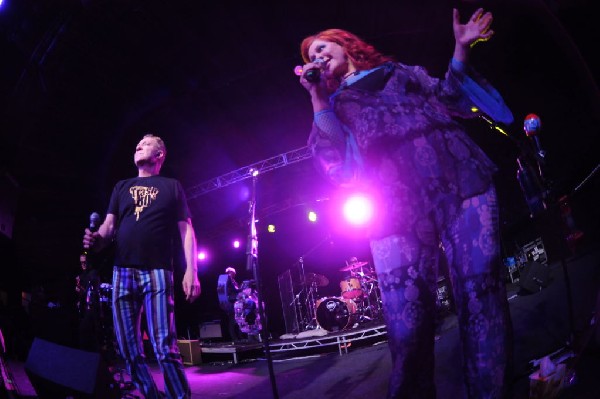 The B-52s at La Zona Rosa, Austin, Texas 05/15/10