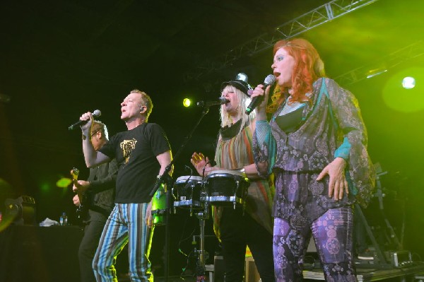 The B-52s at La Zona Rosa, Austin, Texas 05/15/10