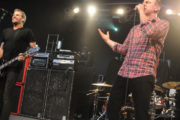 Bad Religion at Stubb's BarBQ, Austin, Texas April 19, 2011 - photo by Jeff