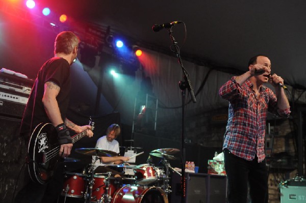 Bad Religion at Stubb's BarBQ, Austin, Texas April 19, 2011 - photo by Jeff