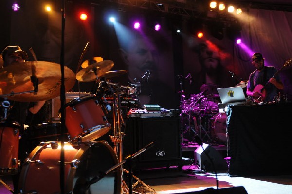 Beats Antique at Stubb's BarBQ, Austin, Texas 04/19/10