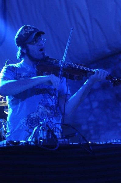 Beats Antique at Stubb's BarBQ, Austin, Texas 04/19/10