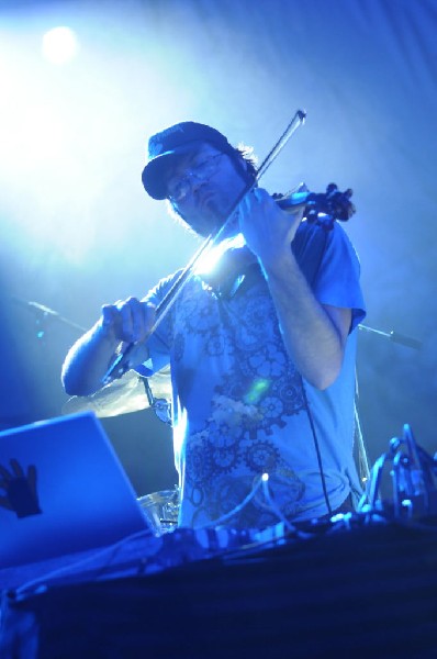 Beats Antique at Stubb's BarBQ, Austin, Texas 04/19/10