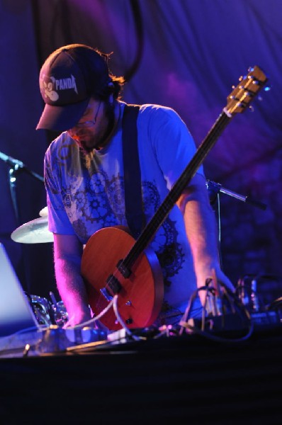 Beats Antique at Stubb's BarBQ, Austin, Texas 04/19/10