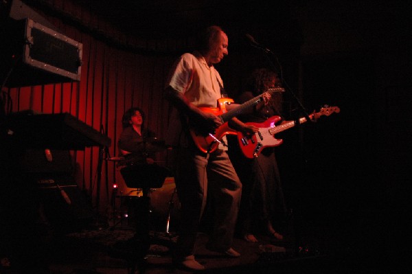 Adrian Belew Trio at the Cactus Cafe in Austin, Tx