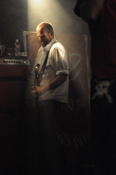 Big D & The Kids Table