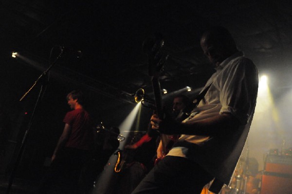 Big D & The Kids Table