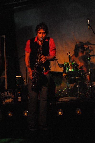 Big D & The Kids Table