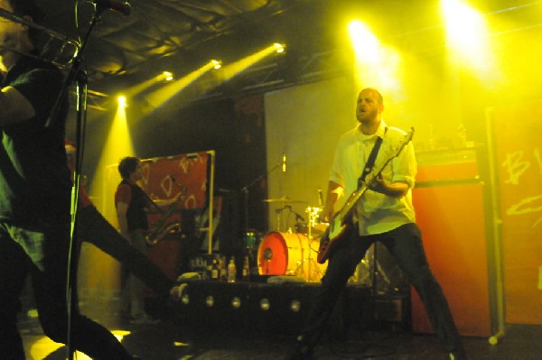 Big D & The Kids Table