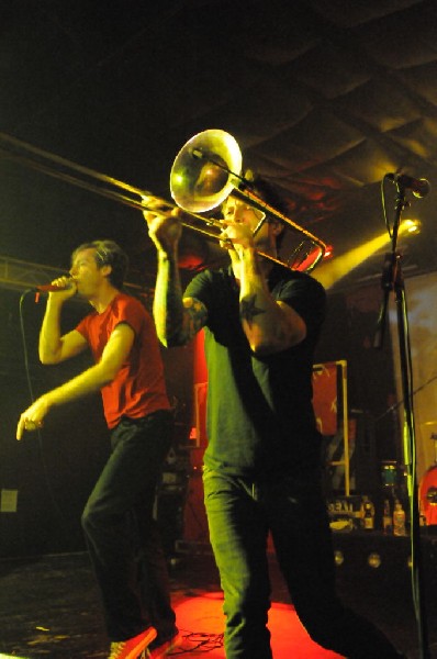 Big D & The Kids Table