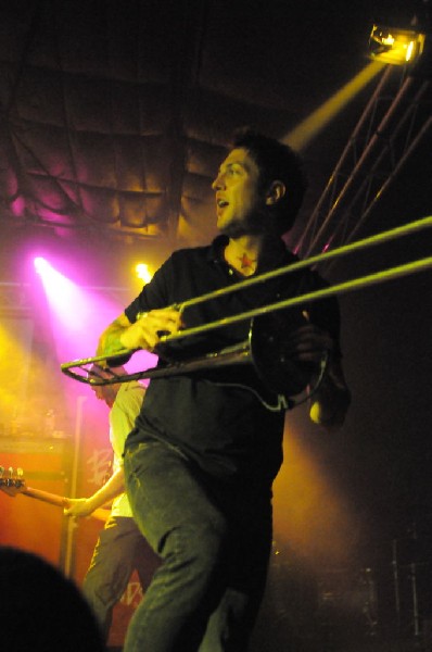 Big D & The Kids Table