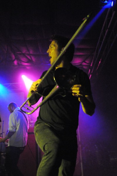 Big D & The Kids Table