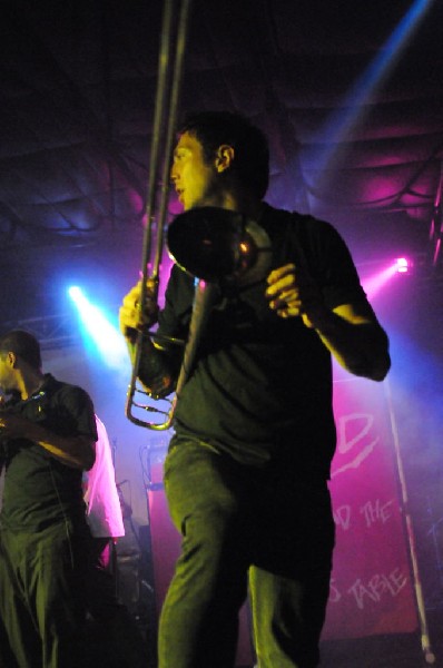 Big D & The Kids Table