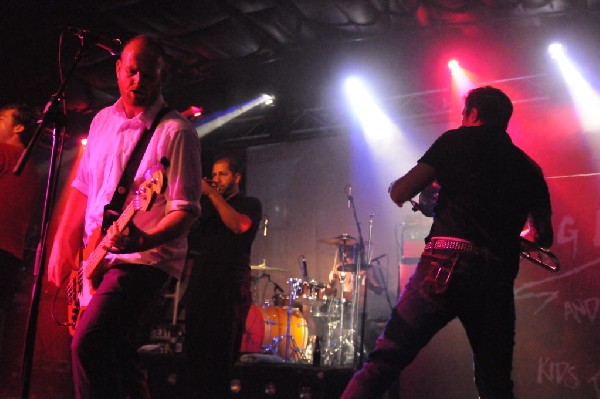 Big D & The Kids Table