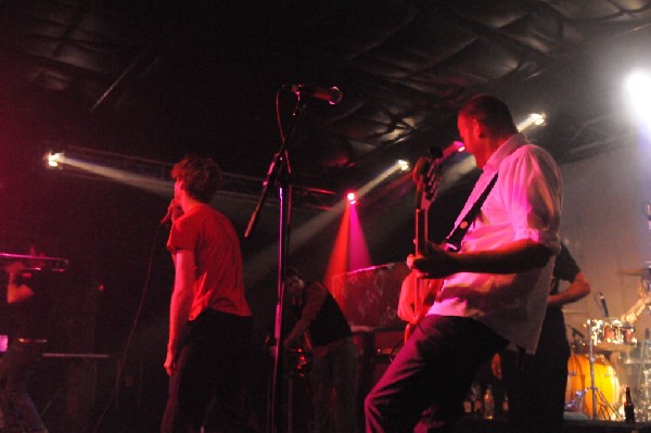 Big D & The Kids Table