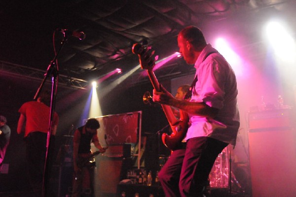 Big D & The Kids Table