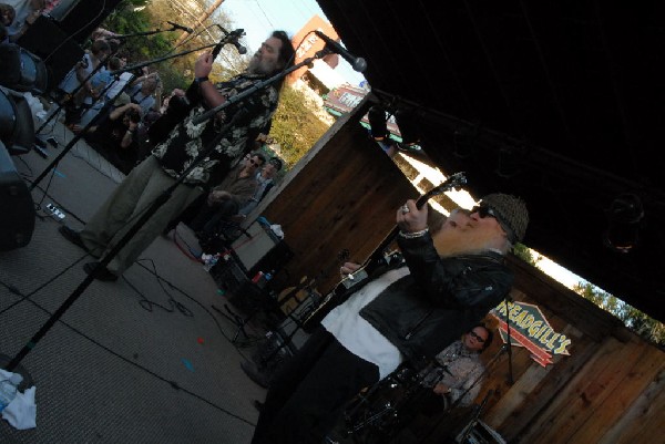 Billy Gibbons walkon during Roky Erickson Set