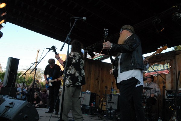 Billy Gibbons walkon during Roky Erickson Set
