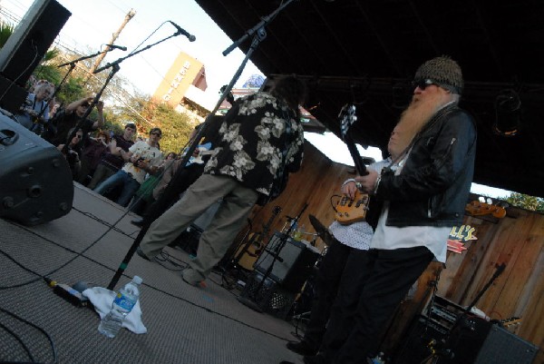 Billy Gibbons walkon during Roky Erickson Set