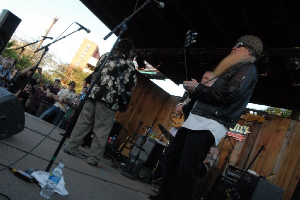 Billy Gibbons walkon during Roky Erickson Set