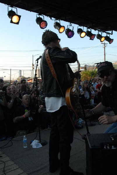 Billy Gibbons walkon during Roky Erickson Set
