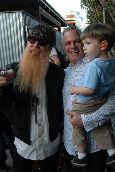 Billy Gibbons walkon during Roky Erickson Set