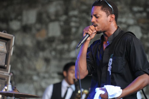 Black Joe Lewis and the Honeybears at Stubb's BarBQ