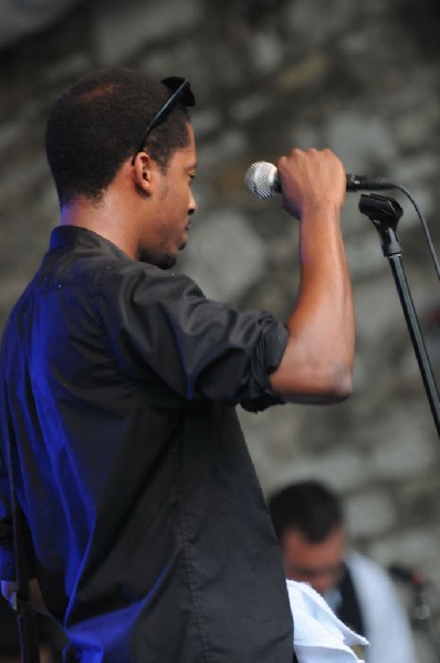 Black Joe Lewis and the Honeybears at Stubb's BarBQ