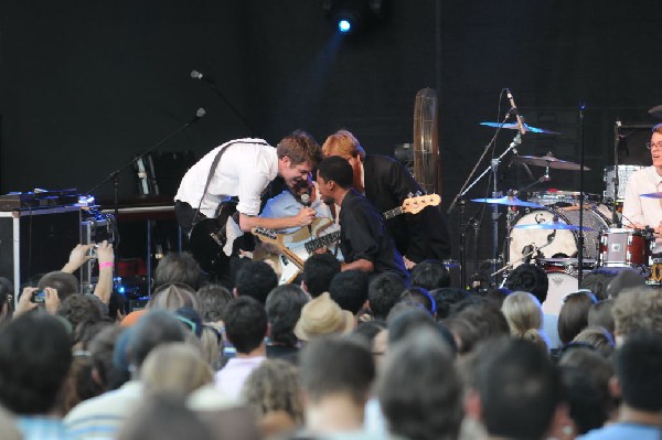 Black Joe Lewis and the Honeybears at Stubb's BarBQ