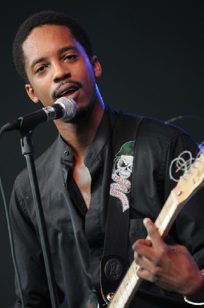 Black Joe Lewis and the Honeybears at Stubb's BarBQ