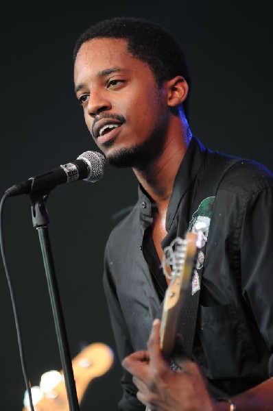Black Joe Lewis and the Honeybears at Stubb's BarBQ