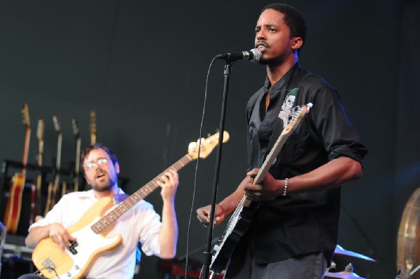 Black Joe Lewis and the Honeybears at Stubb's BarBQ