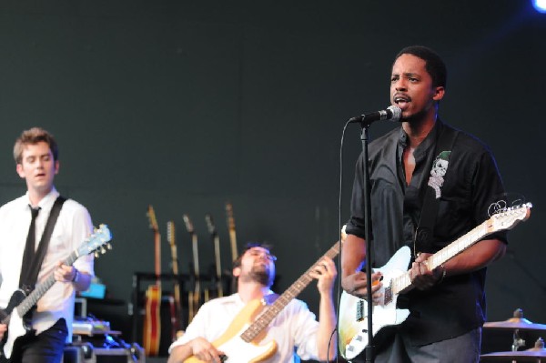 Black Joe Lewis and the Honeybears at Stubb's BarBQ