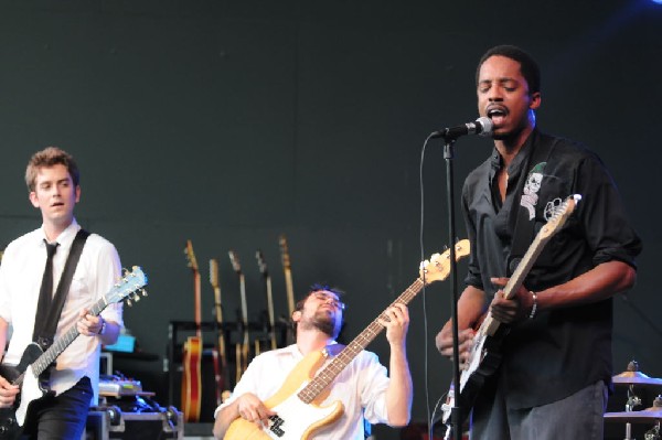 Black Joe Lewis and the Honeybears at Stubb's BarBQ
