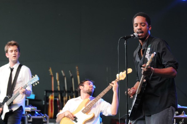 Black Joe Lewis and the Honeybears at Stubb's BarBQ