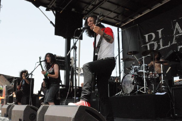 Black Tide at the Mayhem Festival Verizon Wireless Amphitheater