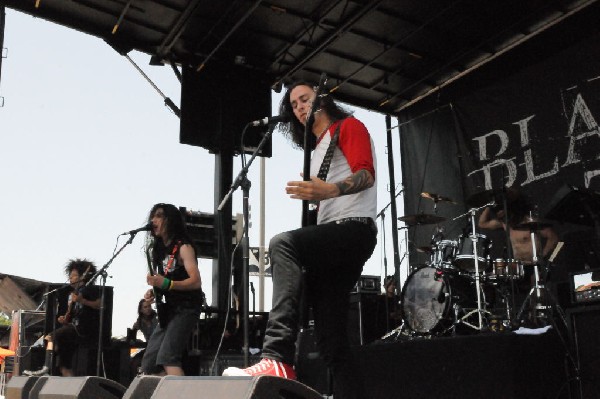 Black Tide at the Mayhem Festival Verizon Wireless Amphitheater