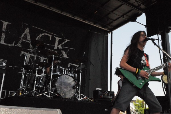 Black Tide at the Mayhem Festival Verizon Wireless Amphitheater