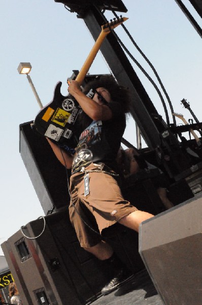 Black Tide at the Mayhem Festival Verizon Wireless Amphitheater