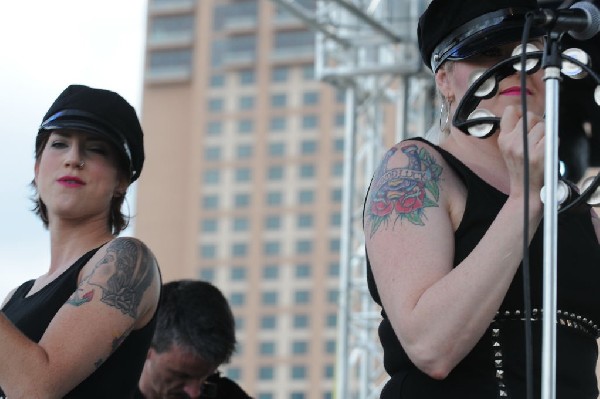 The Blue Flames at the Freak Show Festival, Austin, Texas 10/23/10 - photo