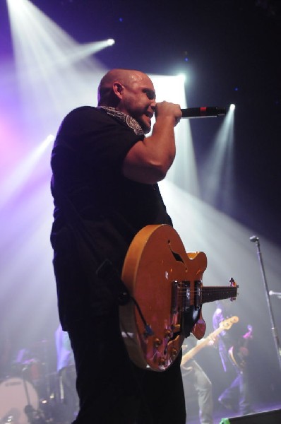 Blue October at ACL Live at the Moody Theater in Austin, Texas 04/29/11 - p