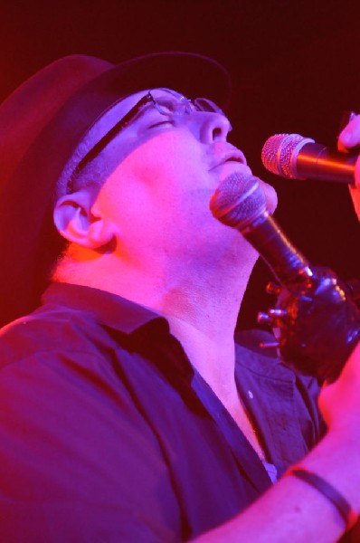 Blues Traveler Offical ACL 2010 Aftershow at La Zona Rosa, 10/10/10 - photo