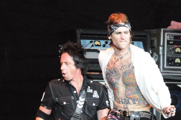 Buck Cherry at the Verizon Wireless Amphitheater, Selma, Texas