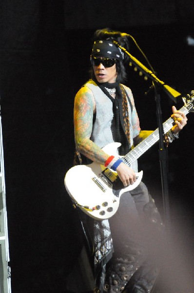 Buck Cherry at the Verizon Wireless Amphitheater, Selma, Texas