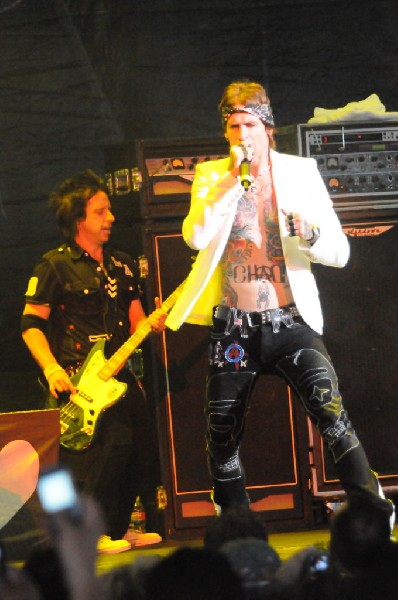 Buck Cherry at the Verizon Wireless Amphitheater, Selma, Texas