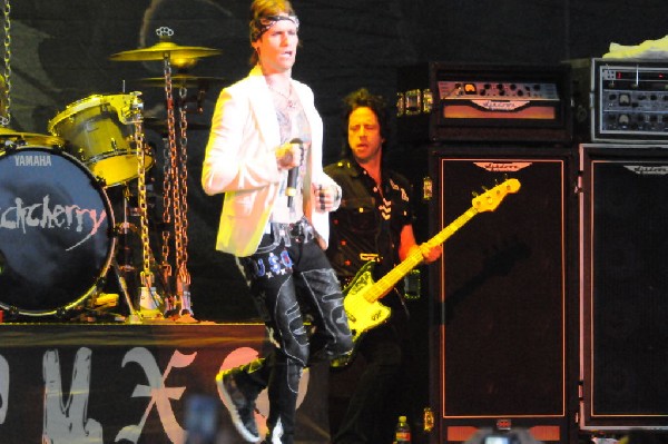 Buck Cherry at the Verizon Wireless Amphitheater, Selma, Texas