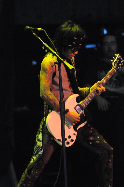 Buck Cherry at the Verizon Wireless Amphitheater, Selma, Texas